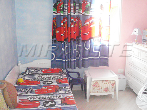 Cond. fechado de 210m² com 3 quartos em Horto Florestal