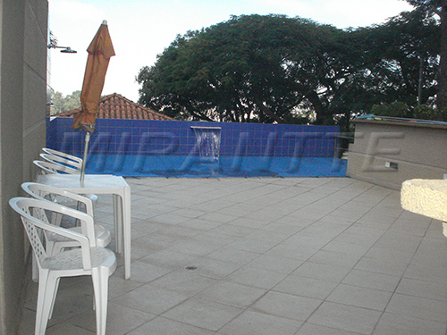Cond. fechado de 210m² com 3 quartos em Horto Florestal