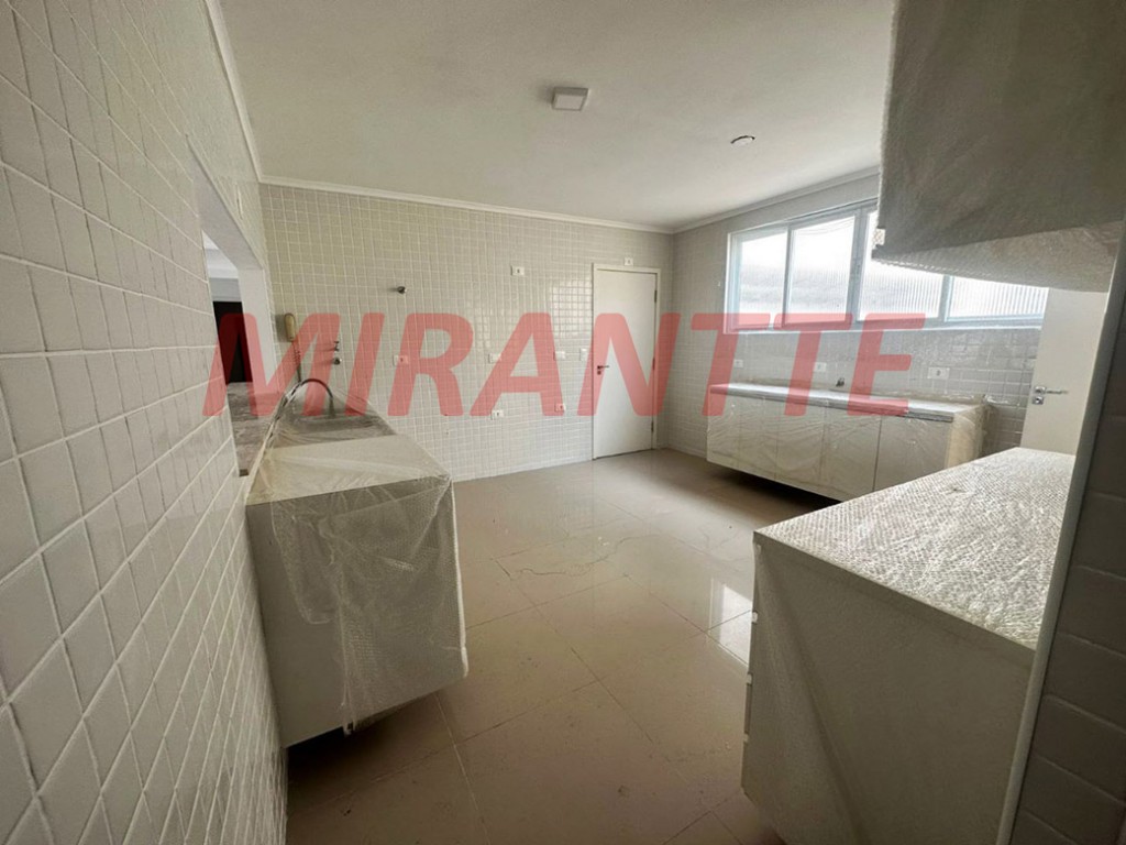 Apartamento de 285m² com 4 quartos em Santana