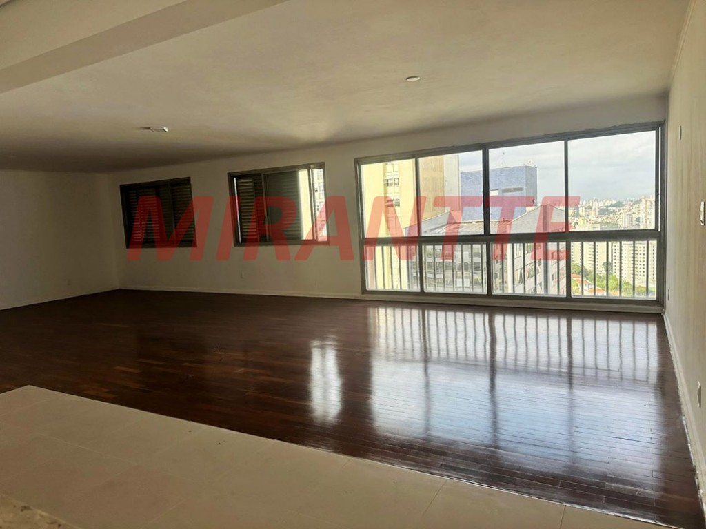 Apartamento de 285m² com 4 quartos em Santana