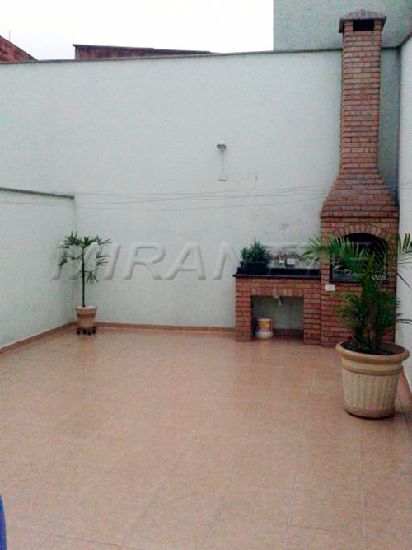 Sobrado de 120m² com 3 quartos em Vila Pita