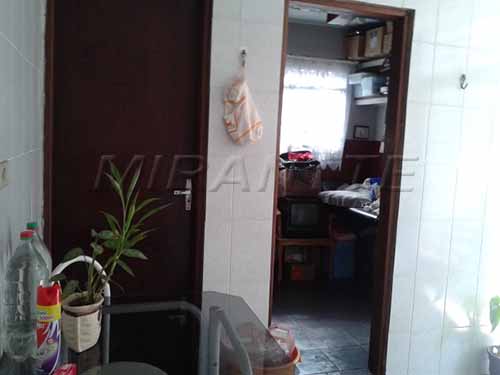 Sobrado de 180m² com 3 quartos em Vila Mazzei