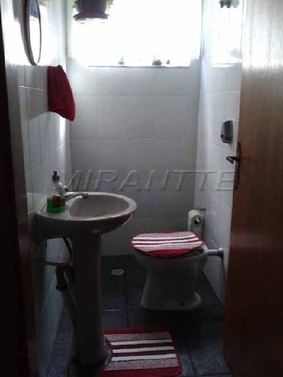 Sobrado de 180m² com 3 quartos em Vila Mazzei