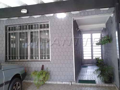 Sobrado de 180m² com 3 quartos em Vila Mazzei