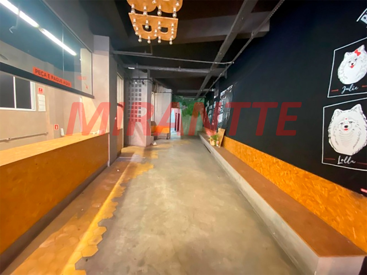 Comercial de 200m² em Santana