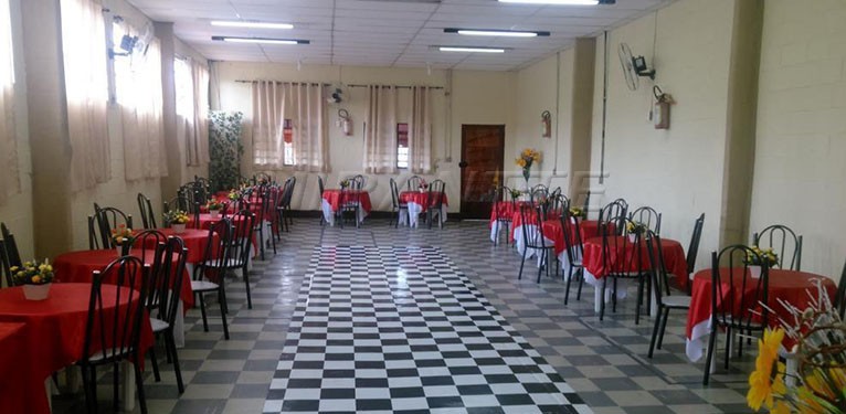Comercial de 456m² com 8 quartos em Vila Mazzei