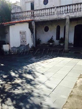 Terreno de 650m² com 6 quartos em Vila Mazzei