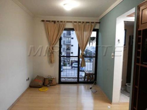 Apartamento de 52m² com 2 quartos em Limão
