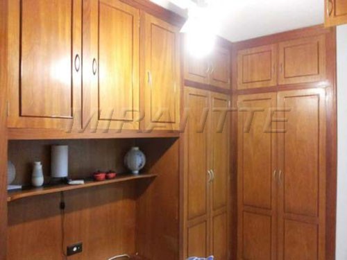 Apartamento de 52m² com 2 quartos em Limão