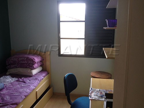 Apartamento de 52m² com 2 quartos em Limão