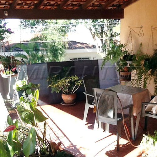 Sobrado de 197m² com 2 quartos em Bortolândia