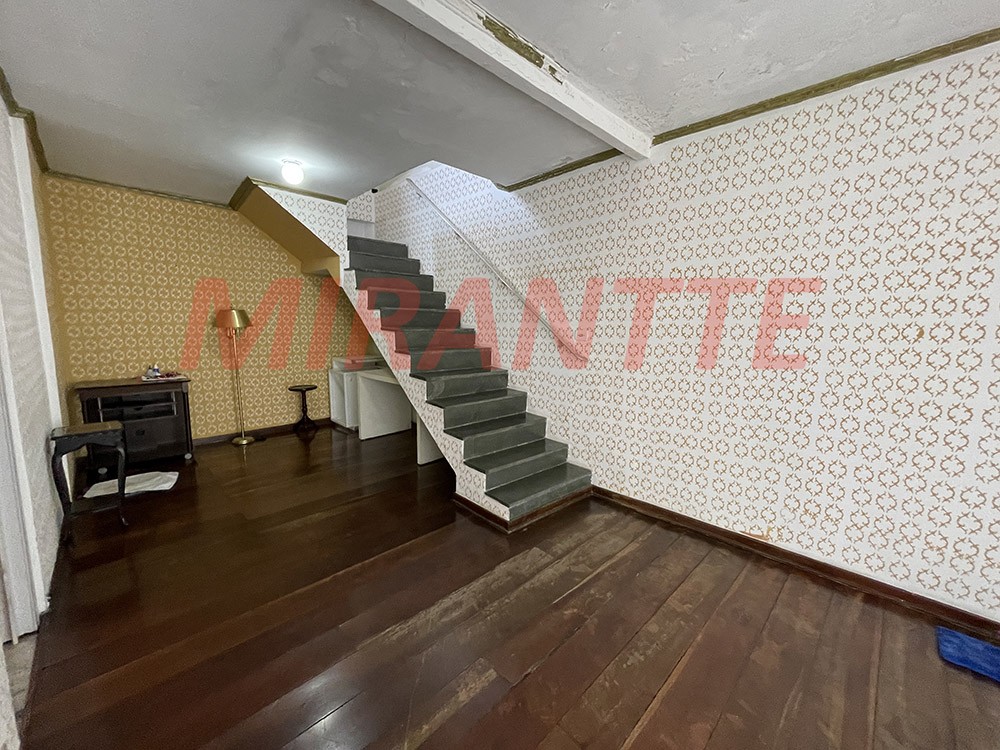 Sobrado de 280m² com 5 quartos em Parada Inglesa