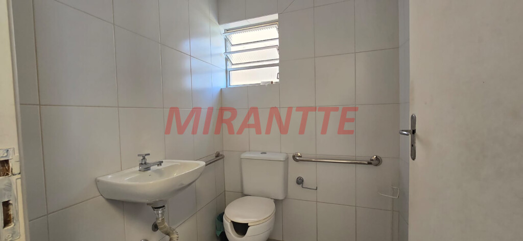 Comercial de 700m² com 19 quartos em Vila Mazzei