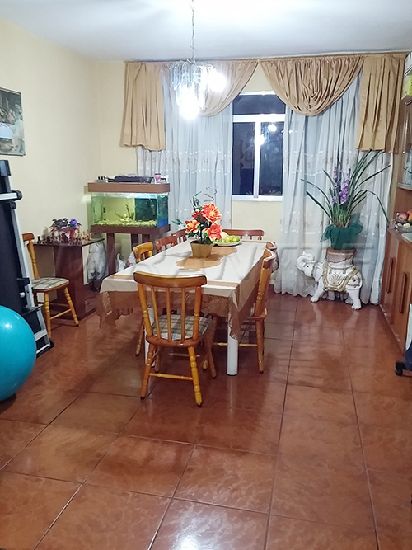 Sobrado de 200m² com 1 quartos em Jardim Peri