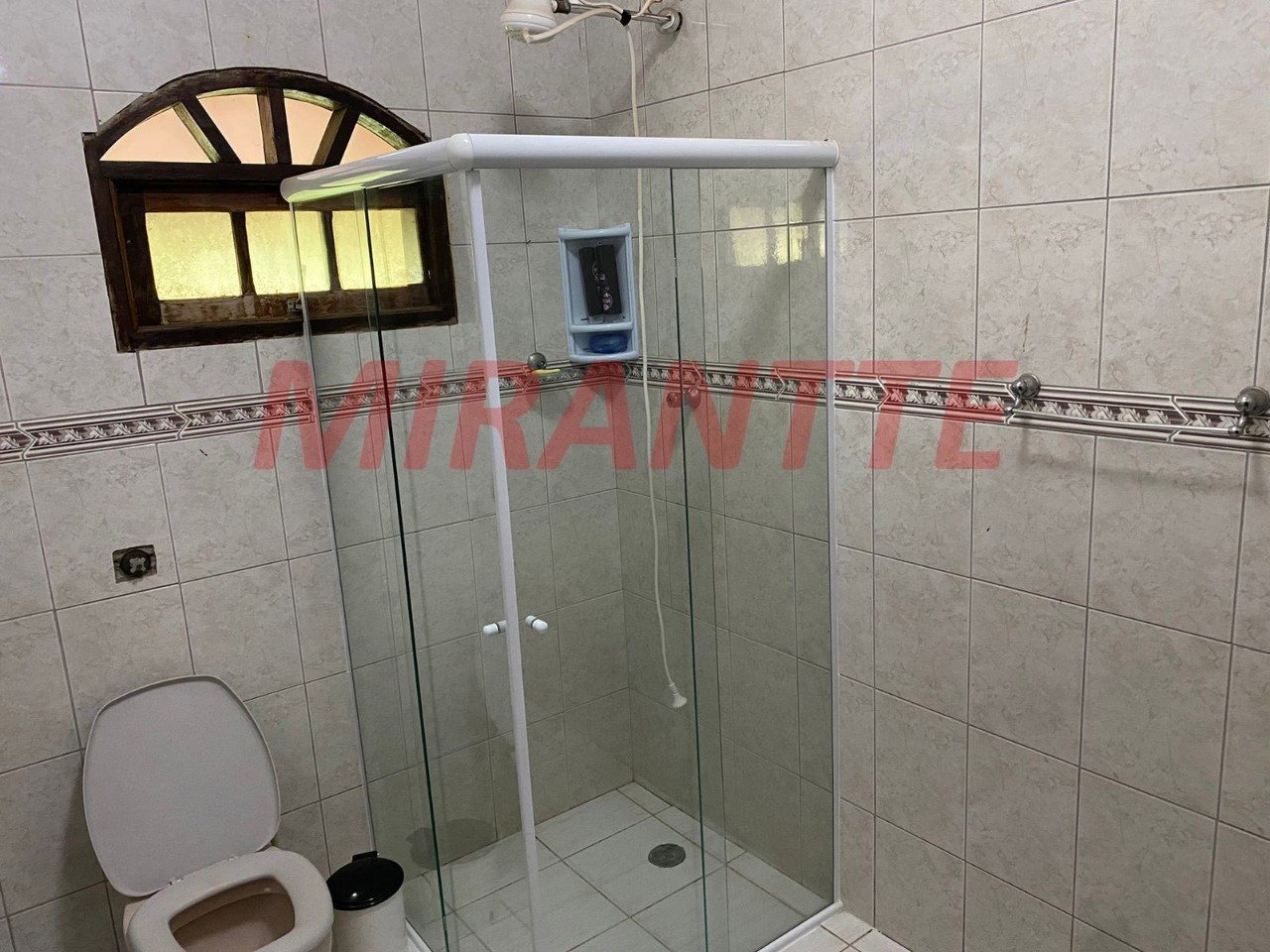 ChÁcara de 650m² com 5 quartos em Bom Jesus dos Perdões