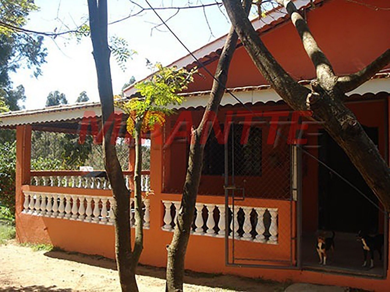 ChÁcara de 650m² com 5 quartos em Bom Jesus dos Perdões