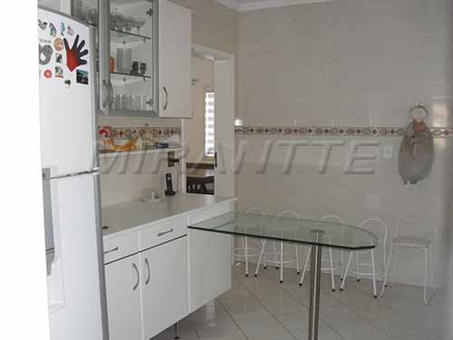 Sobrado de 700m² com 4 quartos em Serra Da Cantareira