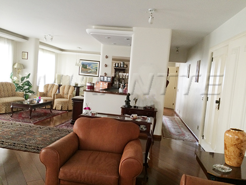 Apartamento de 240m² com 4 quartos em Santana