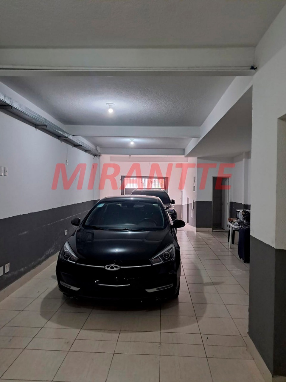 Comercial de 412m² em Água Fria