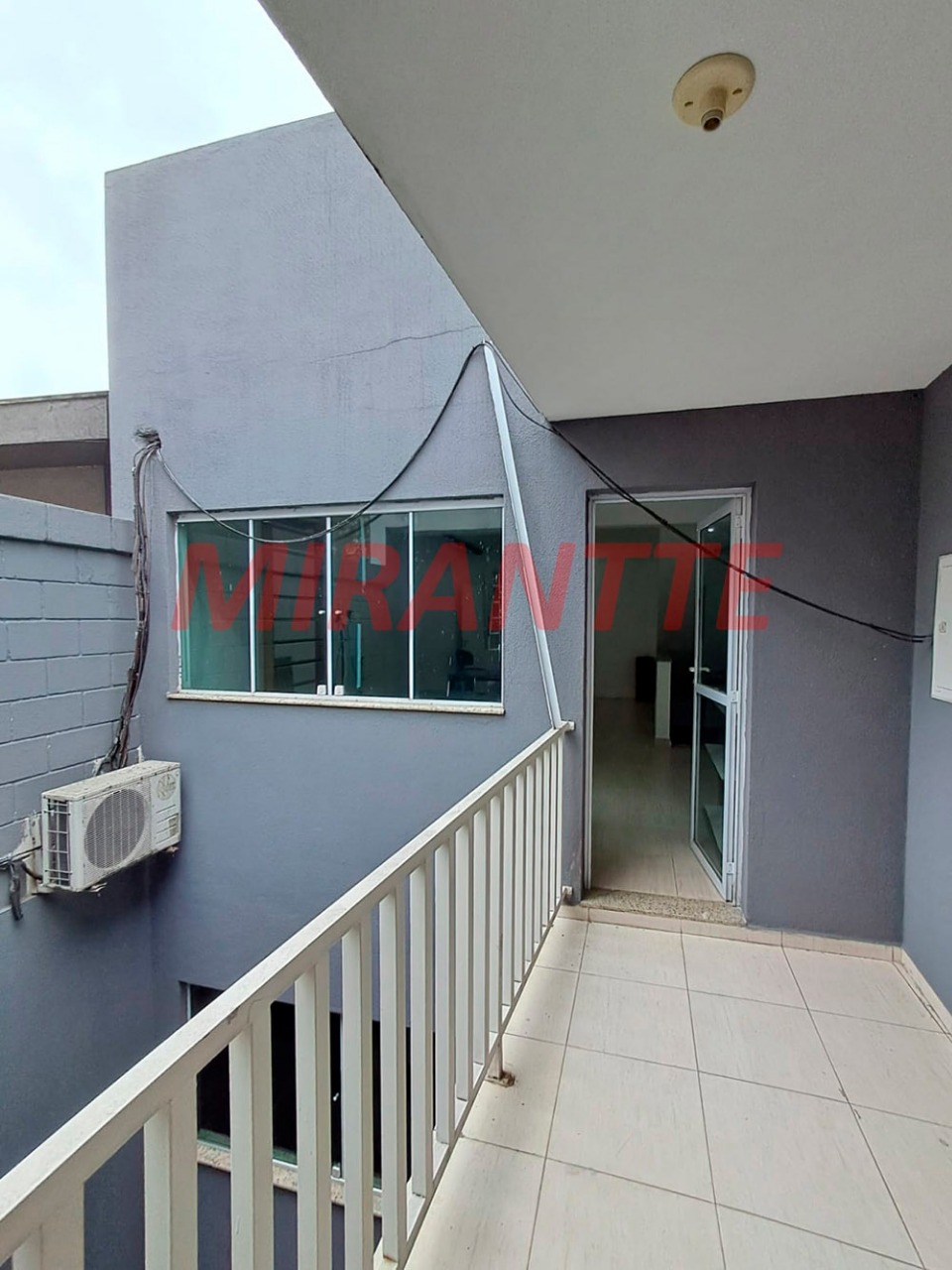Comercial de 412m² em Água Fria
