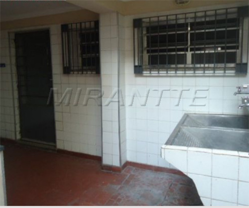 Casa terrea de 177m² com 3 quartos em Santana
