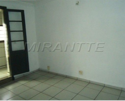 Casa terrea de 177m² com 3 quartos em Santana