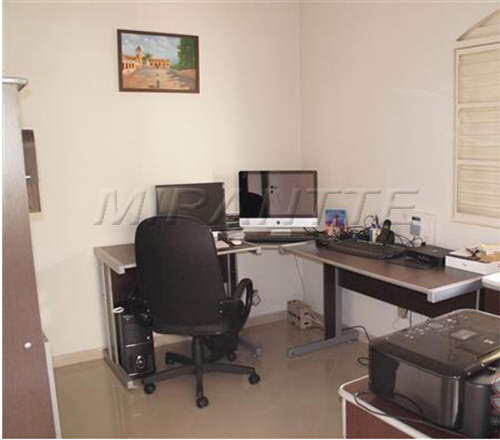 Casa terrea de 105m² com 3 quartos em Vila Pauliceia
