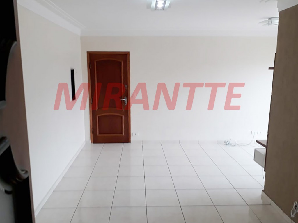 Apartamento de 63m² com 2 quartos em Vila Mazzei
