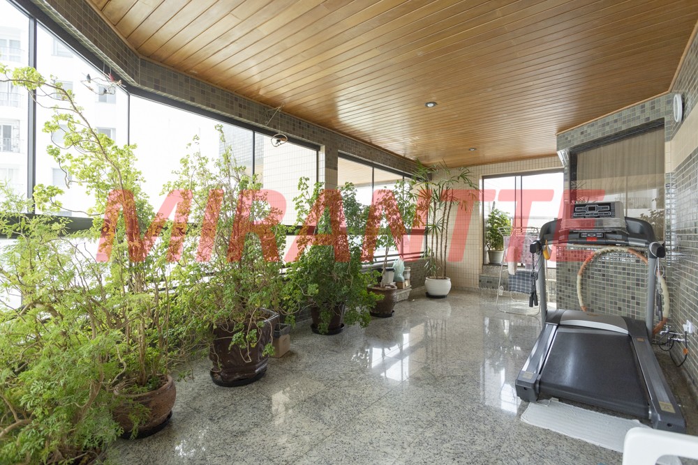 Apartamento de 360m² com 4 quartos em Jardim São Bento