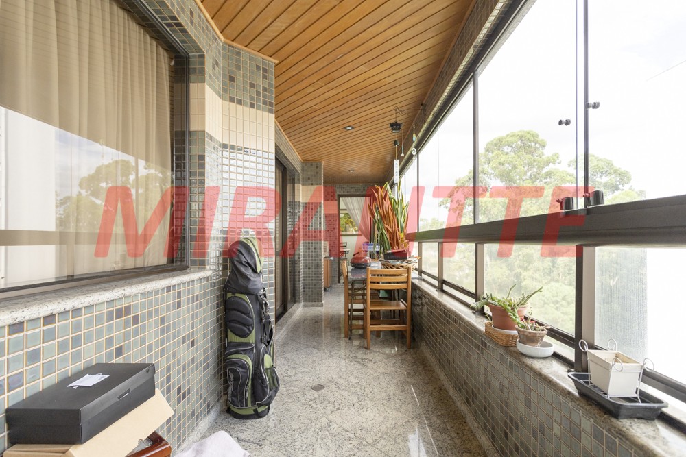 Apartamento de 360m² com 4 quartos em Jardim São Bento
