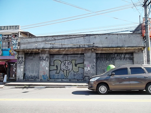 Comercial de 254m² em Imirim