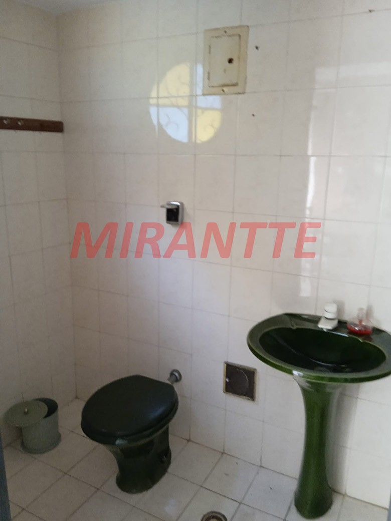 Sobrado de 344m² com 3 quartos em Vila Nivi