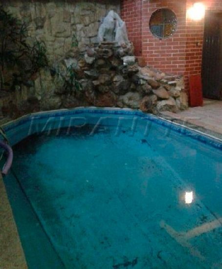 Sobrado de 344m² com 3 quartos em Vila Nivi