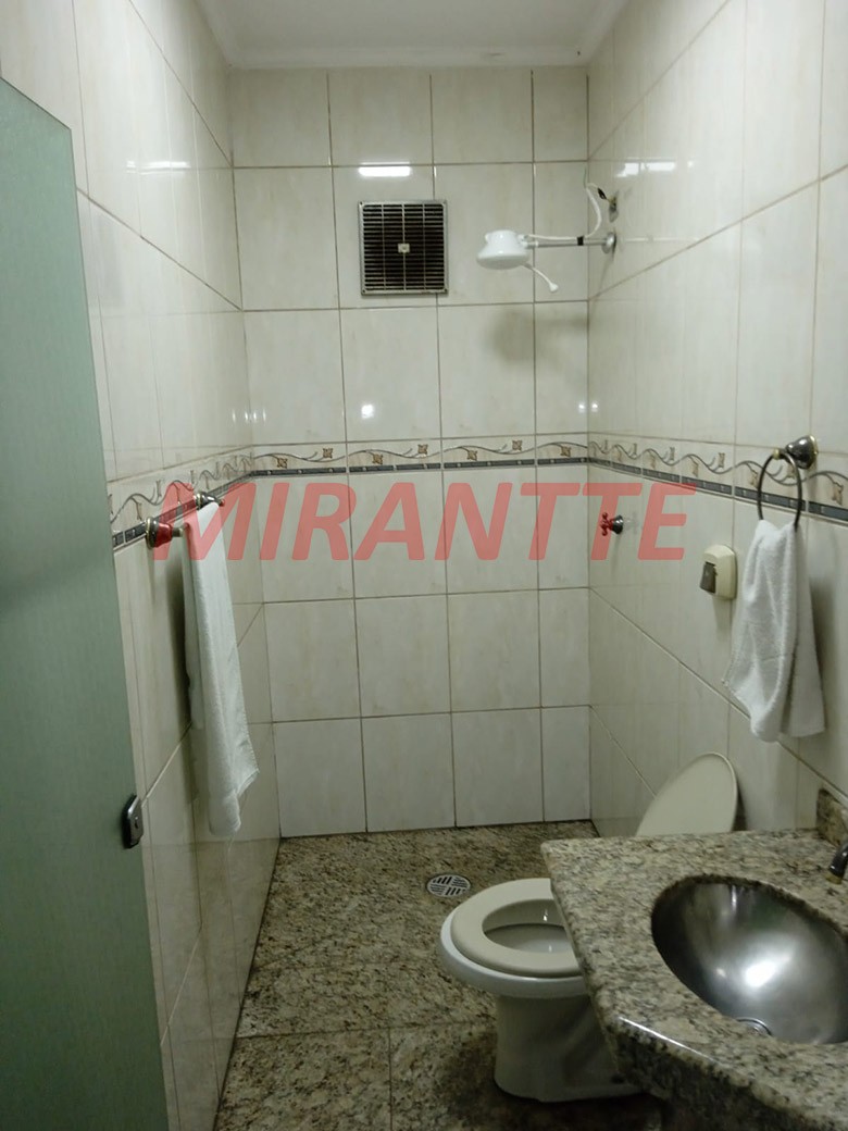 Sobrado de 344m² com 3 quartos em Vila Nivi