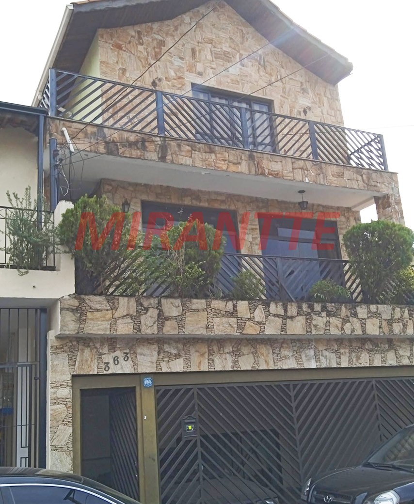 Sobrado de 344m² com 3 quartos em Vila Nivi