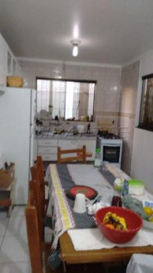 Casa terrea com 3 quartos em Vila Nova Parada