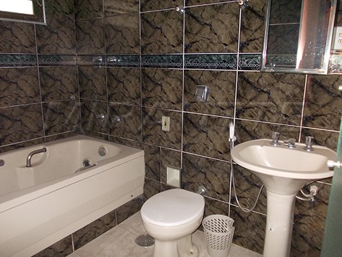 Comercial de 87m² com 2 quartos em CENTRO