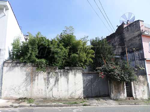 Terreno de 405m² com 4 quartos em Água Fria