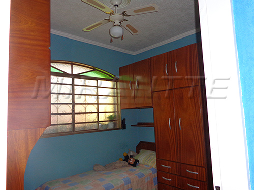 Casa terrea de 450m² com 5 quartos em Vila Isolina Mazzei