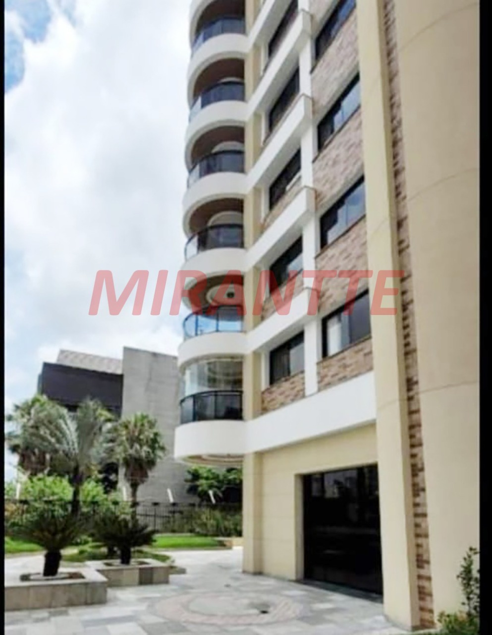 Apartamento de 231m² com 4 quartos em Santana