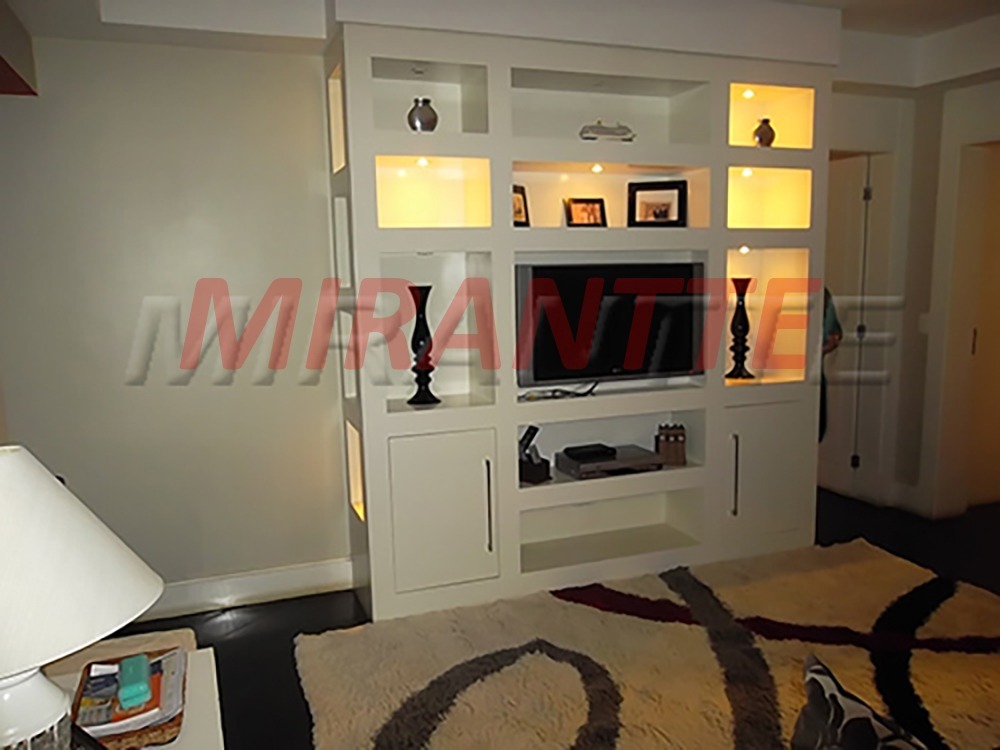 Apartamento de 231m² com 4 quartos em Santana