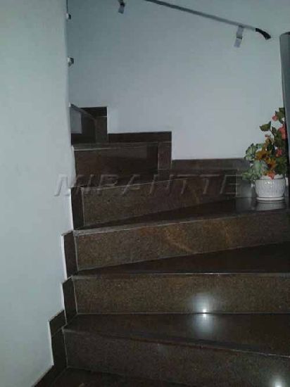 Sobrado de 150m² com 2 quartos em Vila Galvão