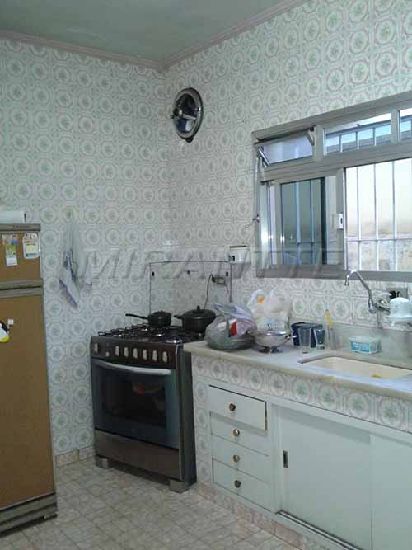 Sobrado de 150m² com 2 quartos em Vila Galvão