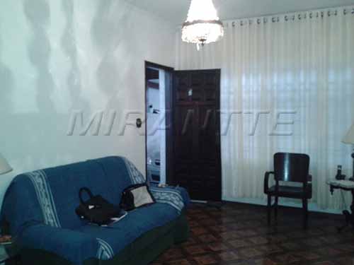 Sobrado de 150m² com 2 quartos em Vila Galvão