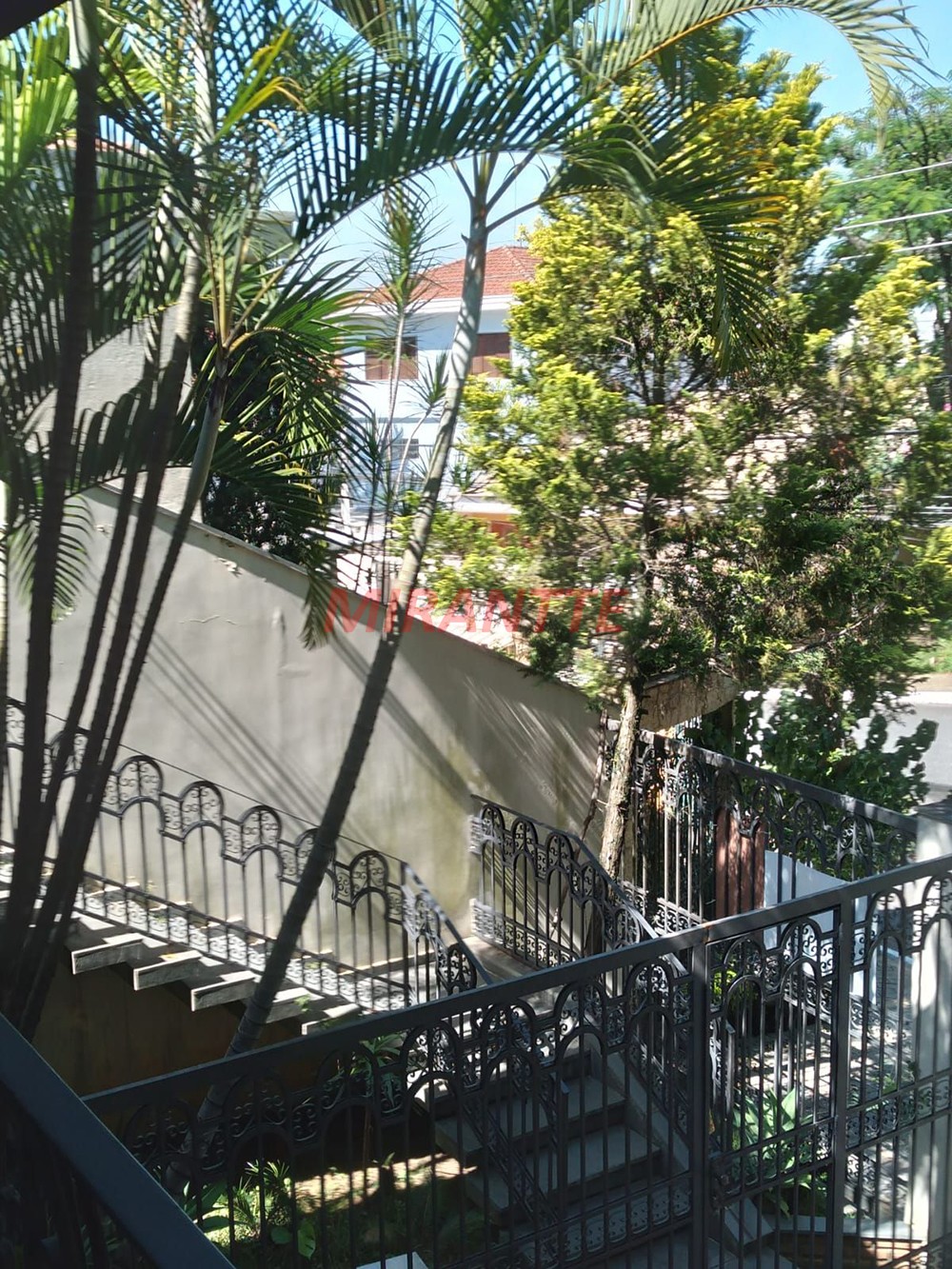 Sobrado de 342m² com 4 quartos em Jardim França