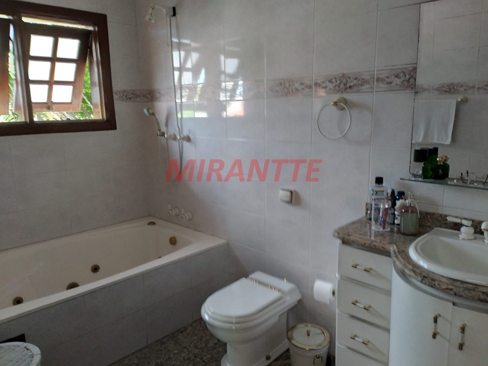 Sobrado de 342m² com 4 quartos em Jardim França