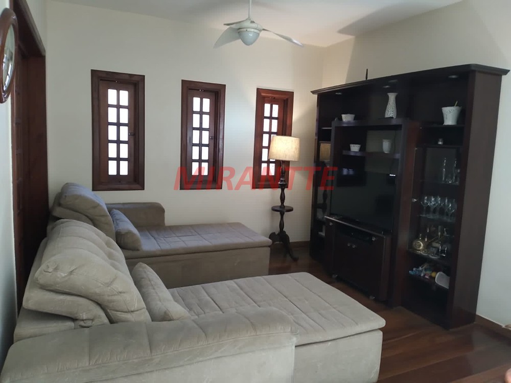 Sobrado de 342m² com 4 quartos em Jardim França