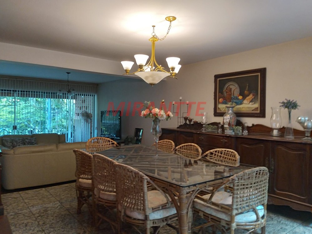 Sobrado de 342m² com 4 quartos em Jardim França