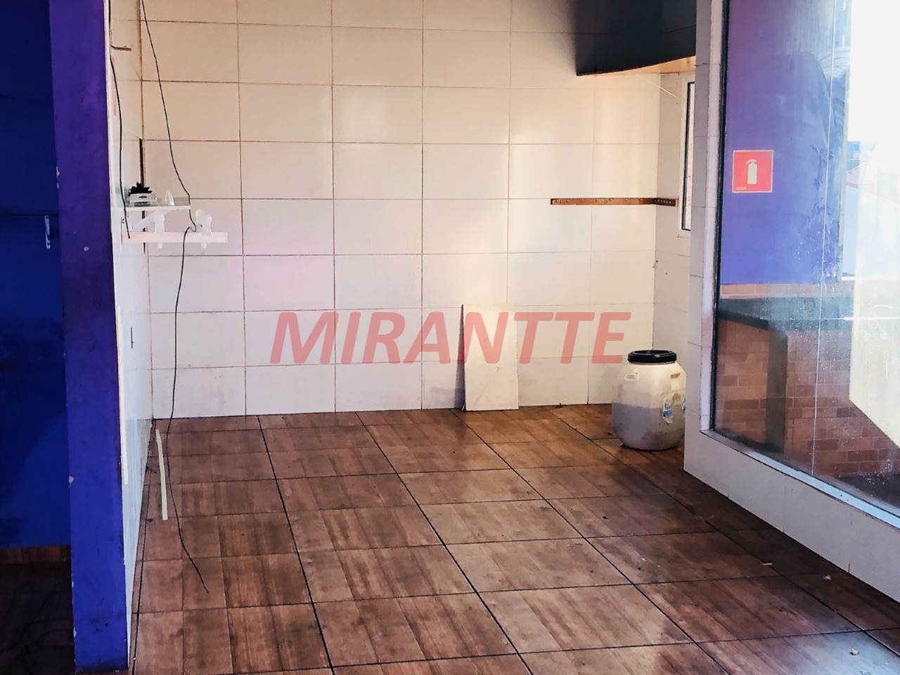 Comercial de 750m² em Jardim Peri