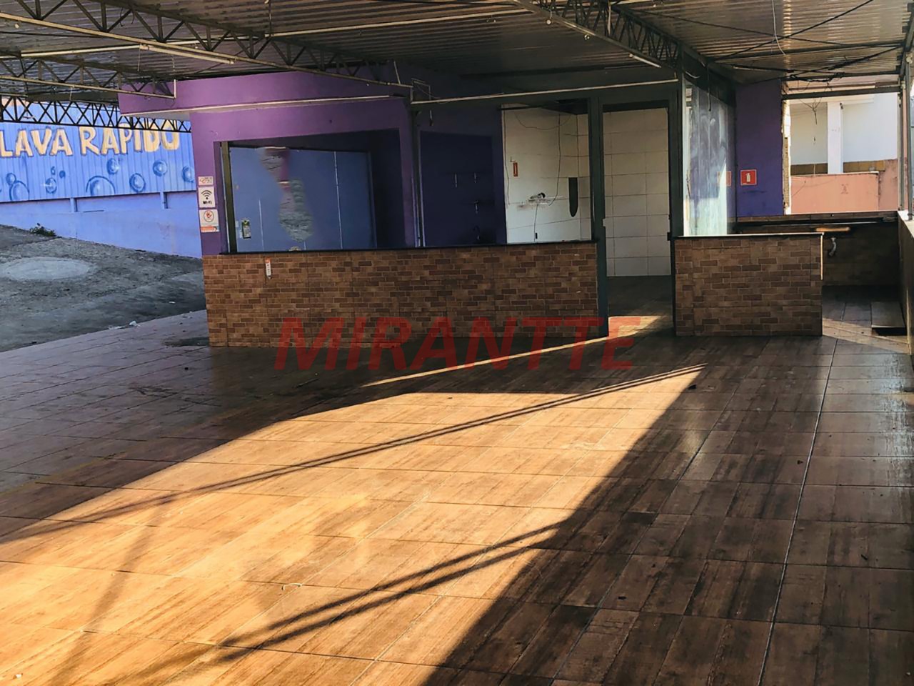 Comercial de 750m² em Jardim Peri